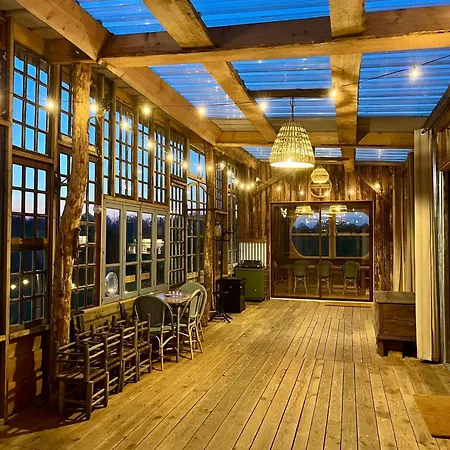 Country Lodge
