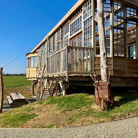 Lodge Country *