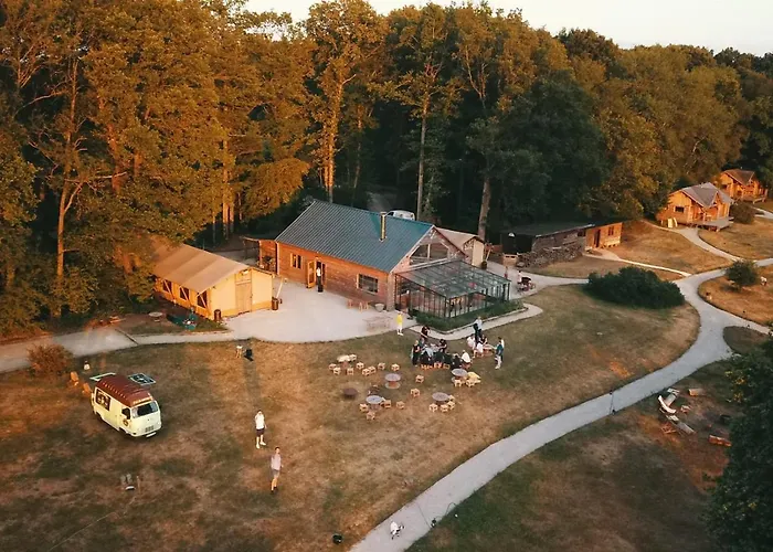 Country * Les Epasses